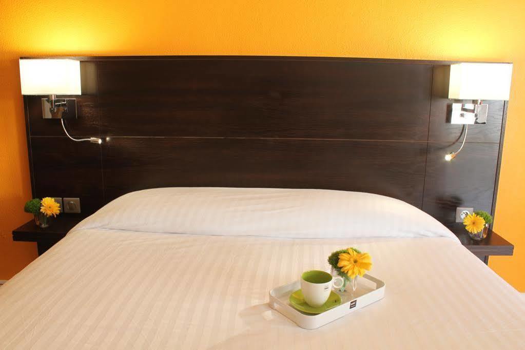 Centr'Hotel ماريجوت المظهر الخارجي الصورة